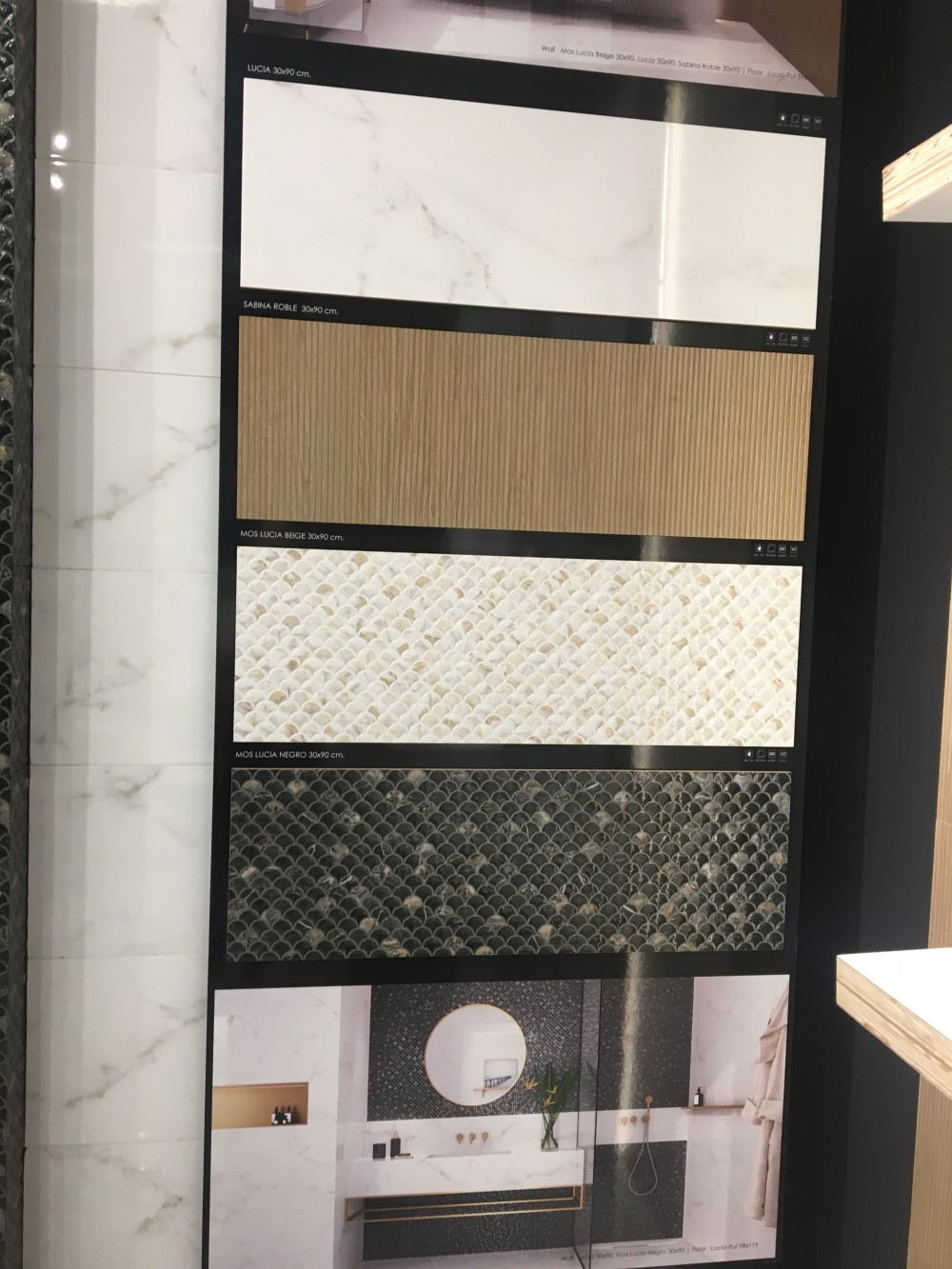 Плитка Emigres Лусия 900x300